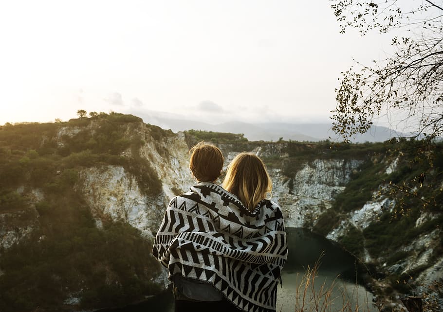 man and woman facing mountain during daytime, adventure, backpack HD wallpaper