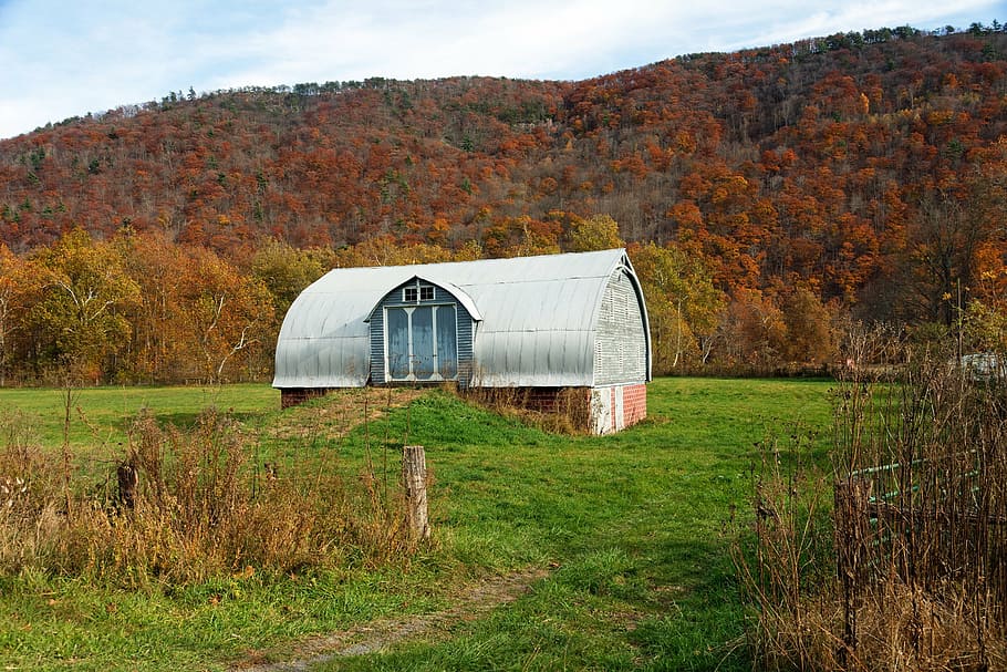 fall, autumn, hills, mountains, barn, farm, rural, landscape HD wallpaper