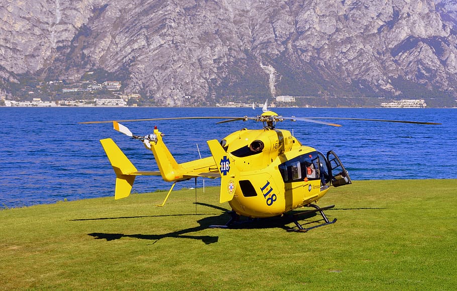 helicopter, emergency, lake, 118, rescue, water, yellow, transportation HD wallpaper