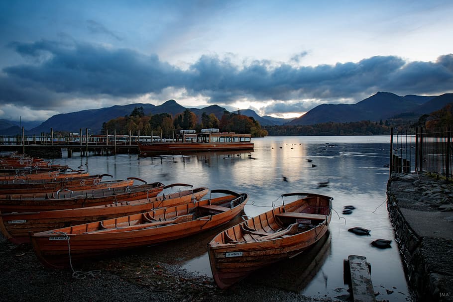 parked boats on body of water, boats near dock during daytime HD wallpaper