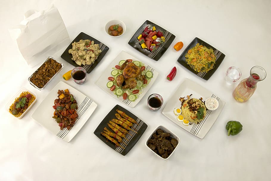 Food, Table, Plates, Dinner, Cuisine, dining, spicy, feast HD wallpaper