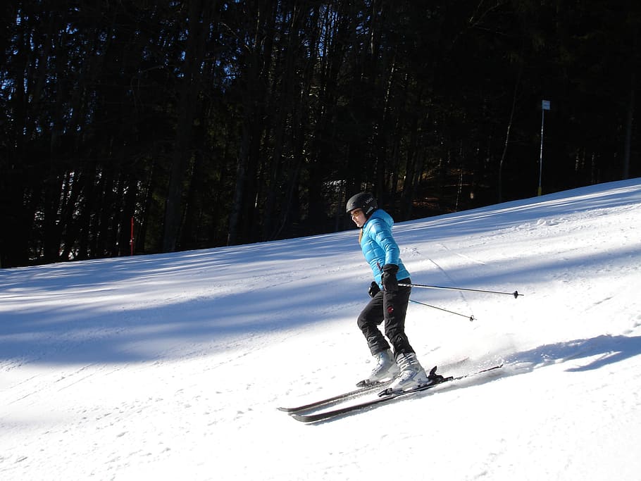 person playing ski, Skiers, Ski Run, Ski Area, skiing, alpine skiing, HD wallpaper