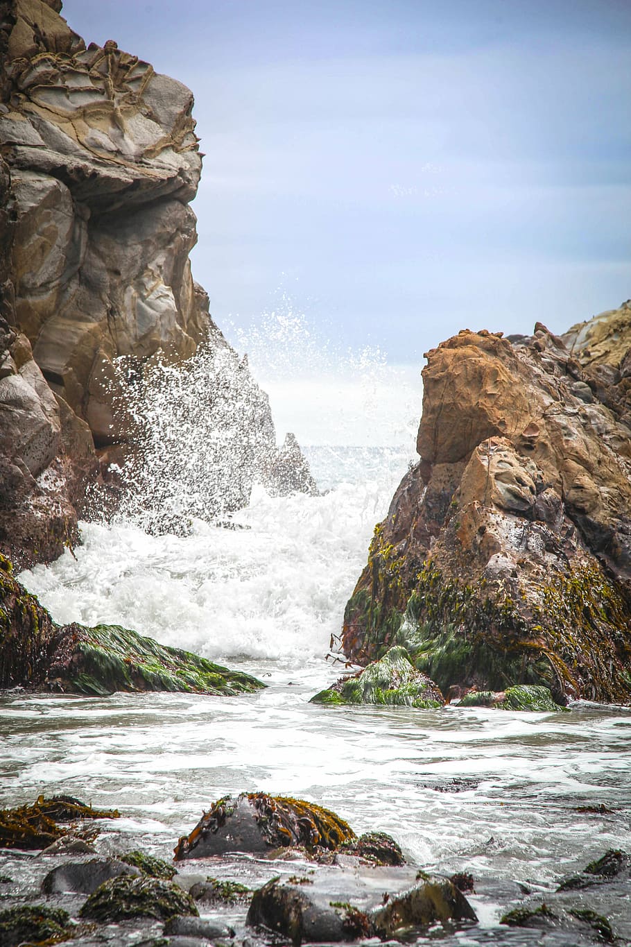 water splash on large rock, foam, ocean, sea, coast, nature HD wallpaper