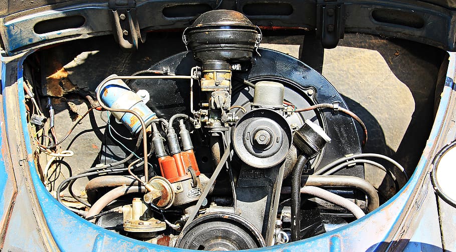 black and gray vehicle engine at daytime, vw beetle, oldtimer