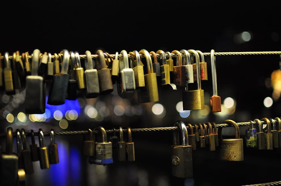 Padlock, Love, Bridge, indoors, large group of objects, variation HD wallpaper