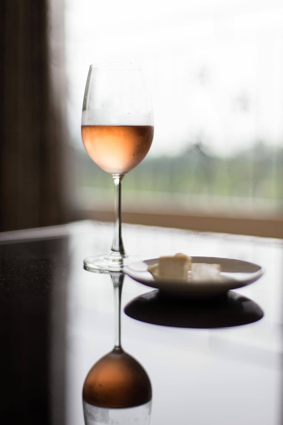 A glass of wine, drink, minimal, minimalistic, rose wine, simple, HD wallpaper