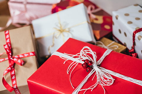 gift boxes, assorted gift boxes, present, giftwrap, bow, string HD wallpaper