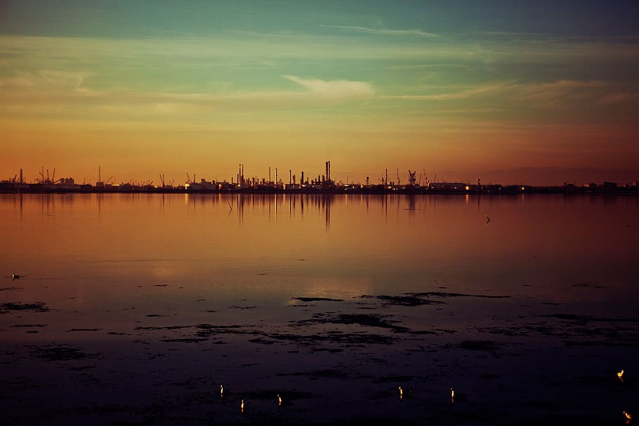 sunset, dusk, skyline, night, evening, water, reflection, sea HD wallpaper