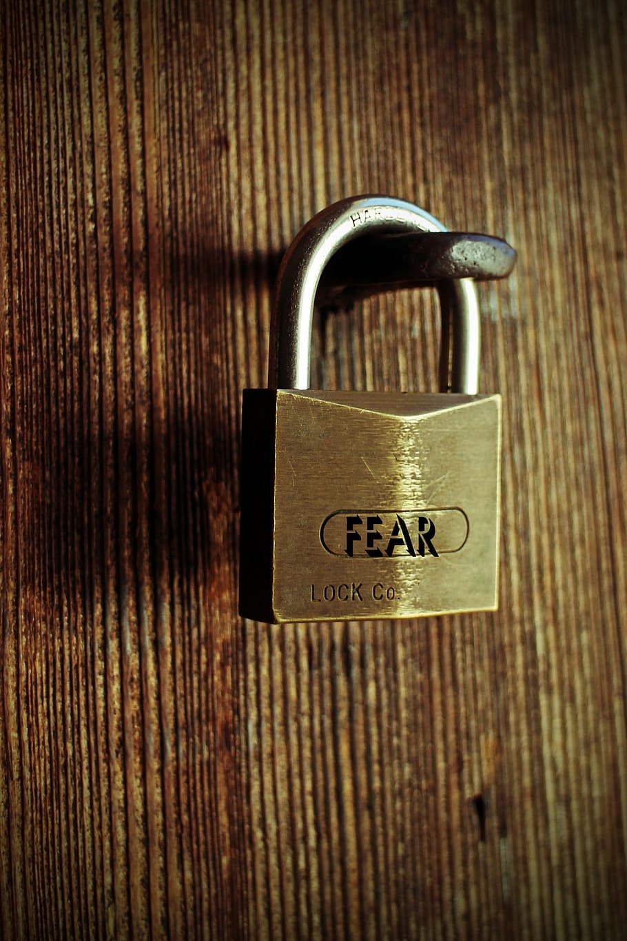 padlock, security lock, castle, closed, sure, symbol, fear HD wallpaper