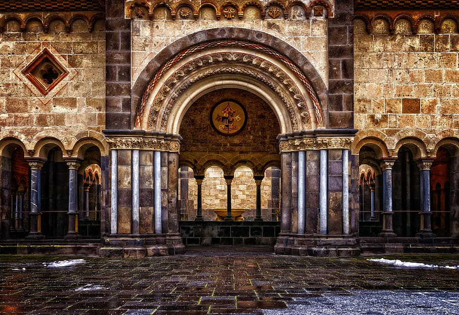 structure interior, goal, gate, monastery, portal, input, columnar HD wallpaper