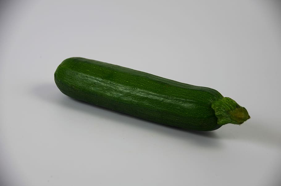 zucchini, vegetable, garden, bio, produce, power, kitchen, cooking HD wallpaper
