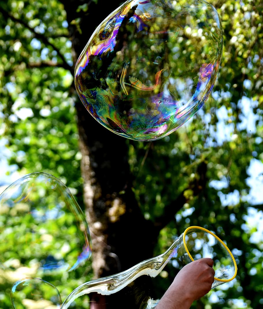 Soap Bubble, Huge, large, make soap bubbles, wabbelig, iridescent