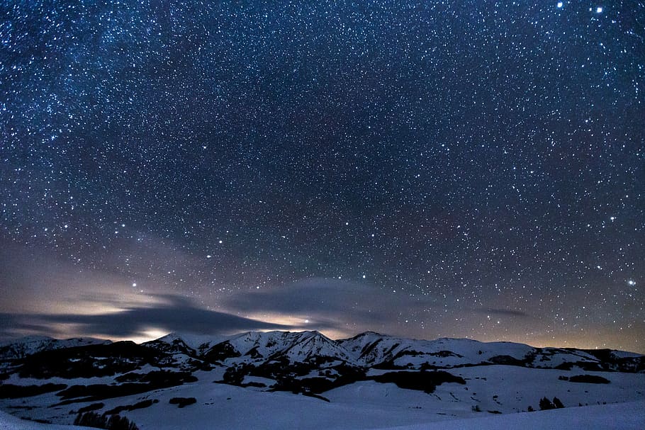 sky full of stars over snow-capped mountains, landscape, photo HD wallpaper