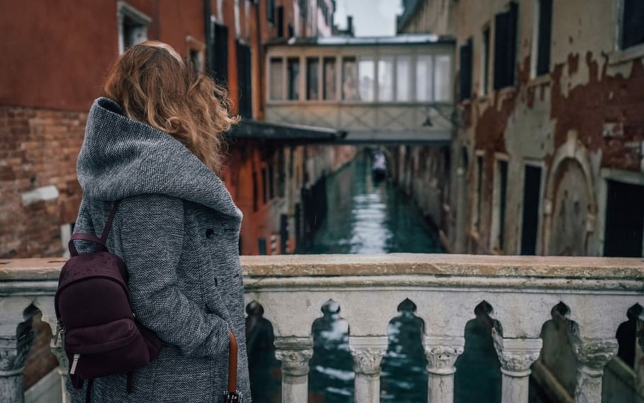 woman standing while wearing coat, woman standing on bridge, person HD wallpaper