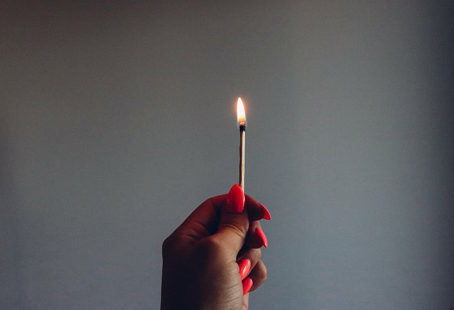 person holding a burning matchstick, matches, fire, flame, light HD wallpaper