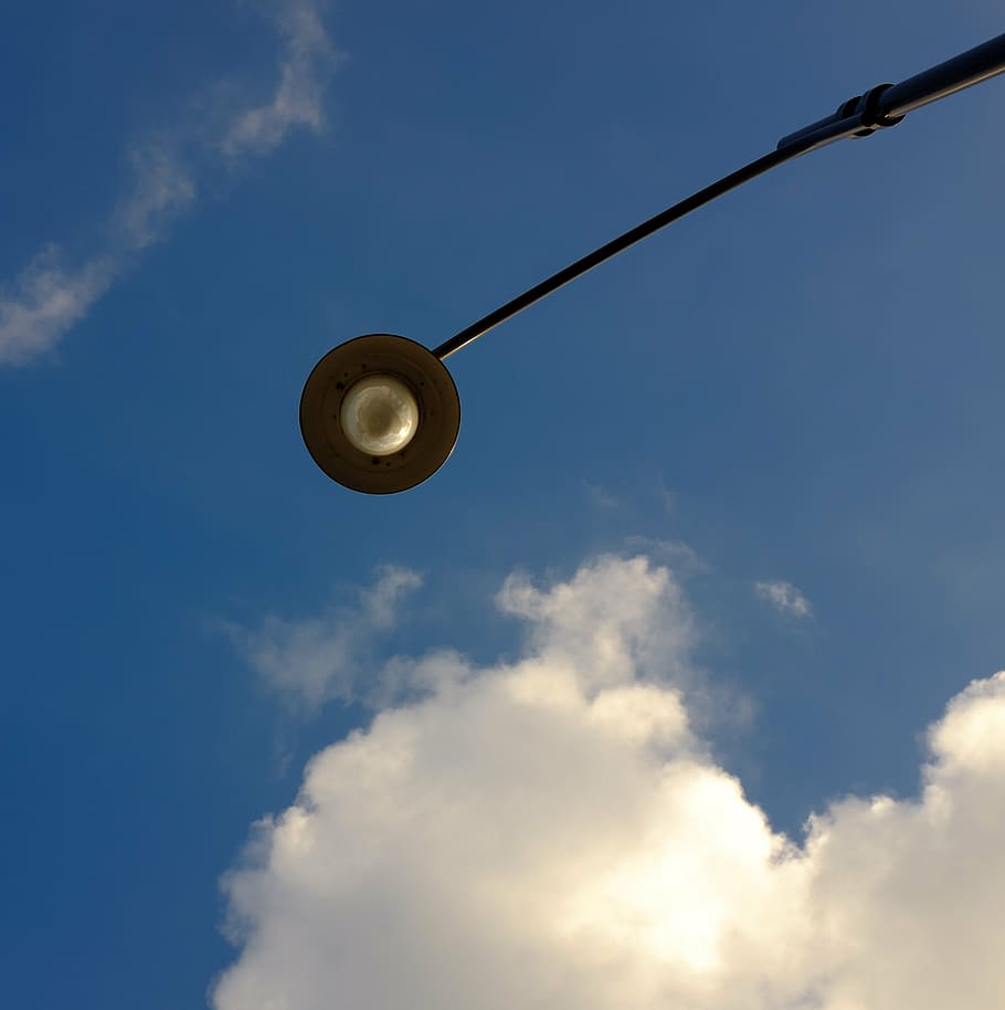 street light, lantern, streetlamp, sky, clouds, bulb, urban, HD wallpaper