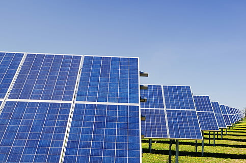 Solar power plant, row of solar panel, outdoors, sun, energy HD wallpaper