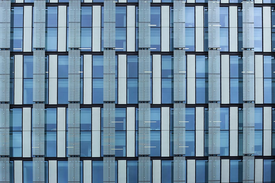 glass building surface, glass buildings, windows, tower, skyscraper HD wallpaper