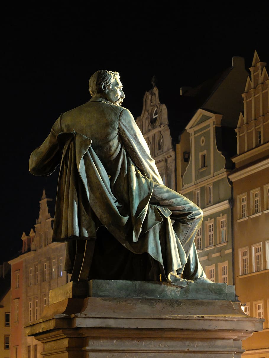 alexander fredo, monument, wroclaw, night, old town, male, sit HD wallpaper
