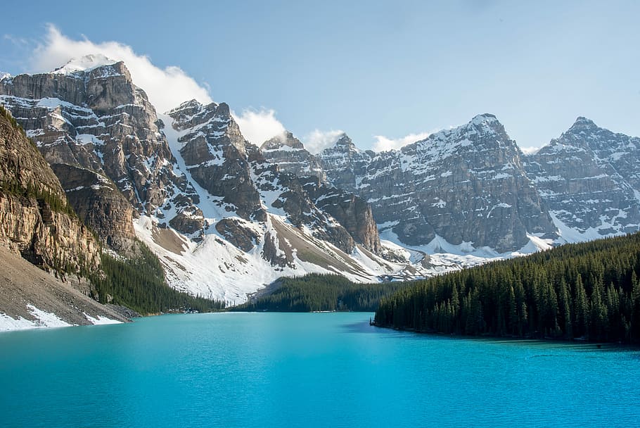 Moraine Views, body of water surrounded with mountains and trees HD wallpaper