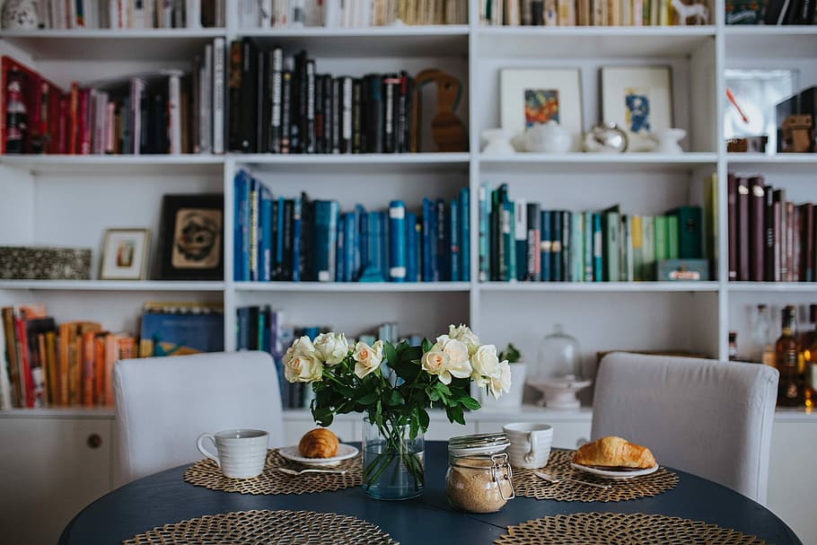 flowers-table-coffee-golden.jpg