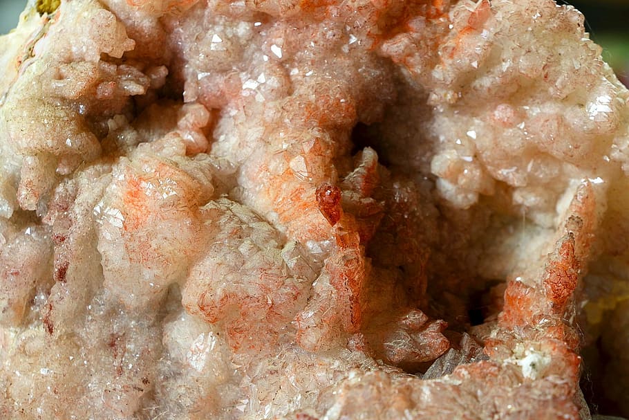 quartz, crystal, geode, stone, mineral, facet, amber, clear HD wallpaper