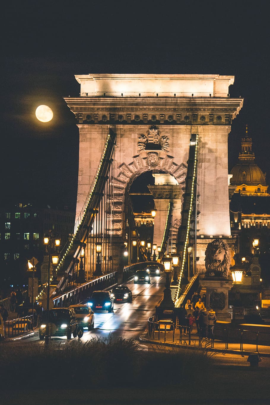 arc de triomphe, cars crossing bridge during nighttime, traffic HD wallpaper