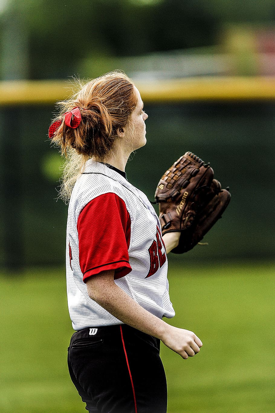 Softball, Player, Female, Red Hair, glove, field, bow, game, HD wallpaper