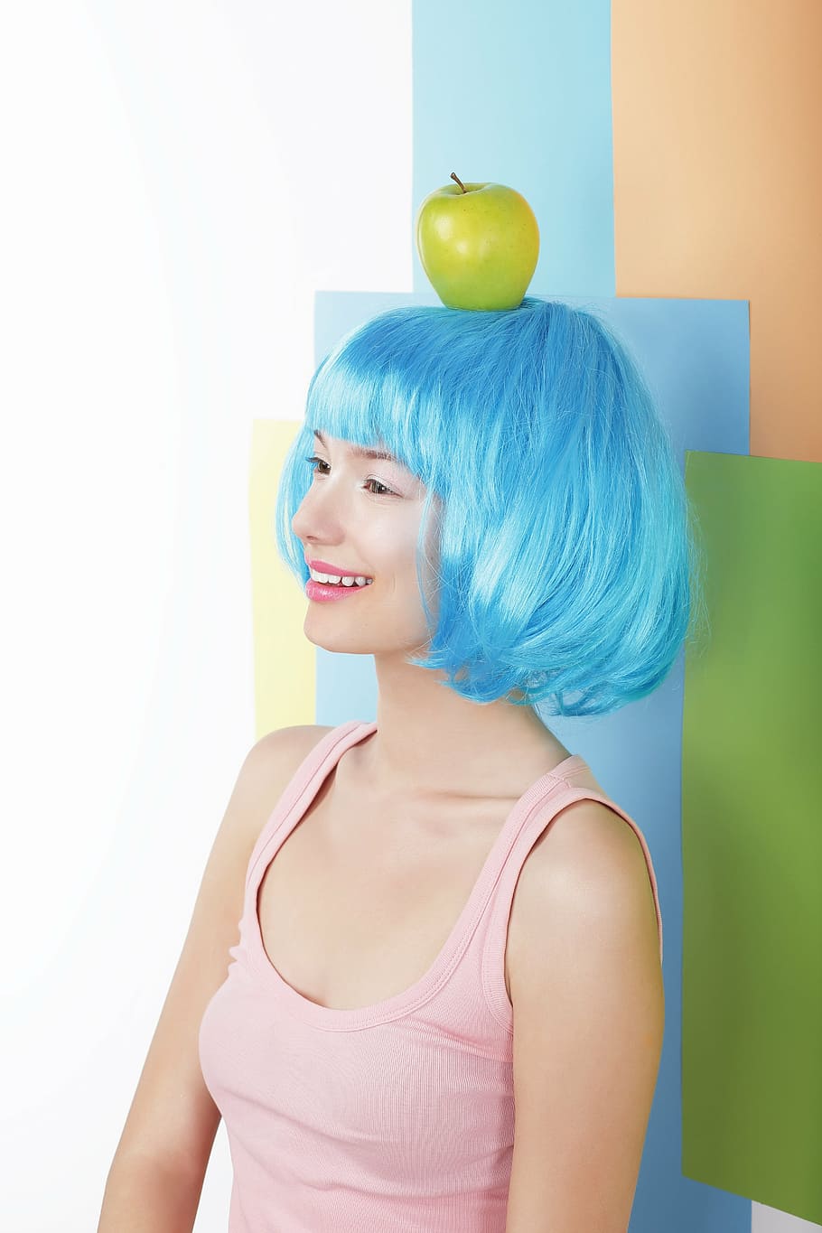wig, blue, modern, apple, fresh, happy, cheer, smile, people HD wallpaper