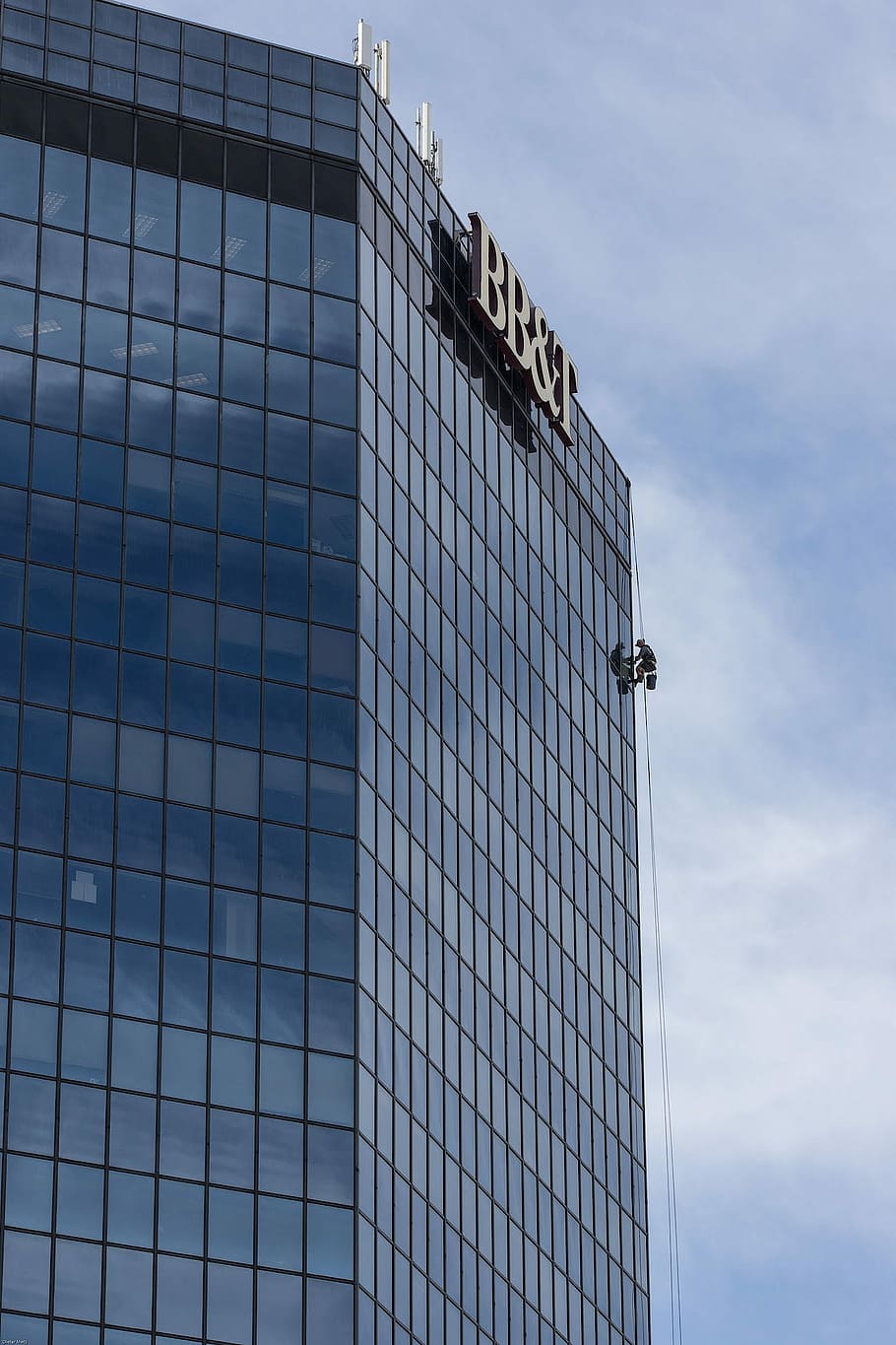 Skyscraper, Window Cleaner, Facade, window cleaning, architecture HD wallpaper