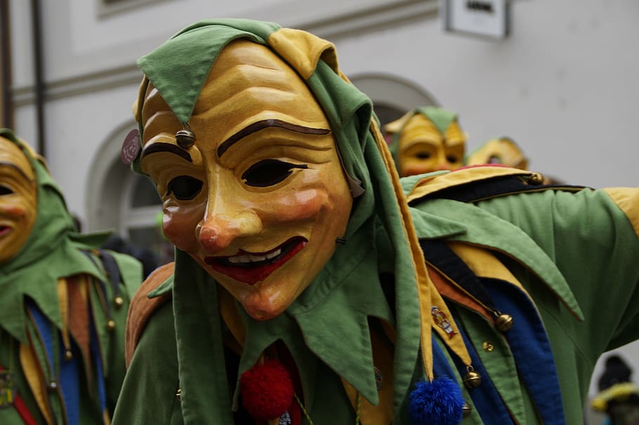 castle fool, strassenfasnet, fools jump, swabian alemannic