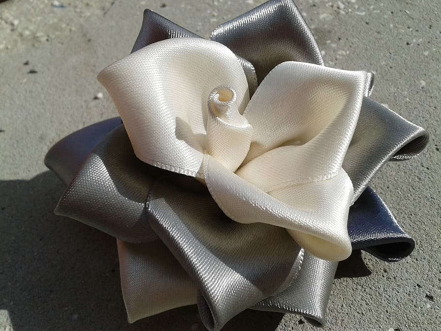 kanzashi, rose, white, silver, bijou, barrette, brooch, high angle view HD wallpaper