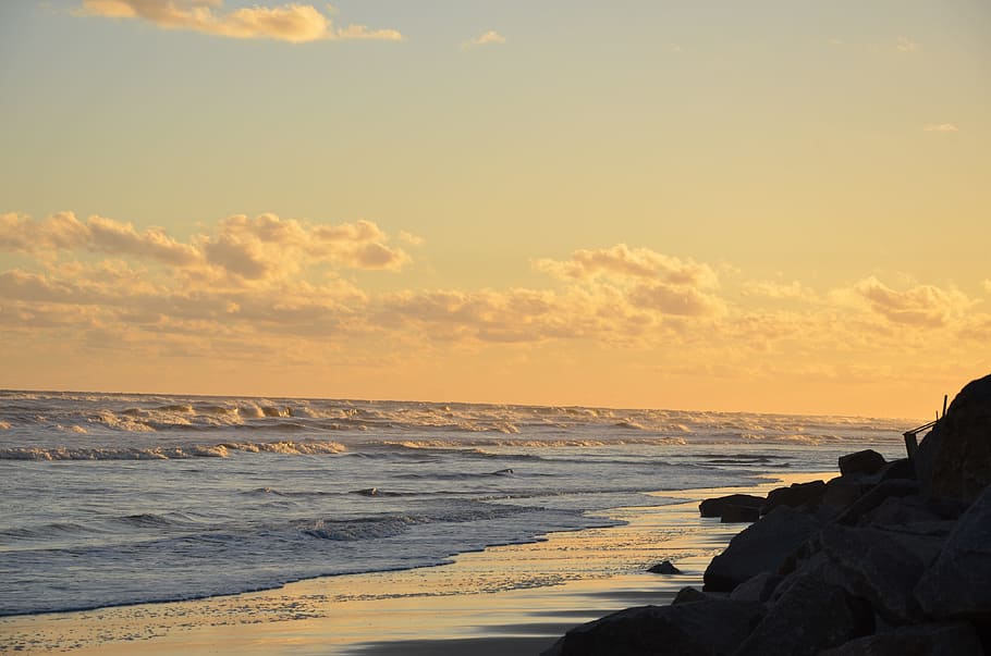 Beach, Stones, Sol, Clouds, mar, summer, sand, water, nature HD wallpaper