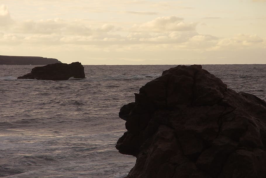 old man, face, stone, wisdom, rock, sea, rock - object, sky HD wallpaper