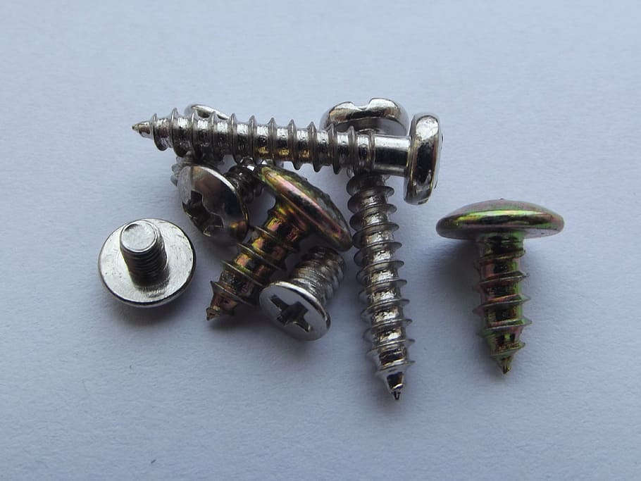 screws, screwdriver, metal, indoors, still life, close-up, studio shot HD wallpaper