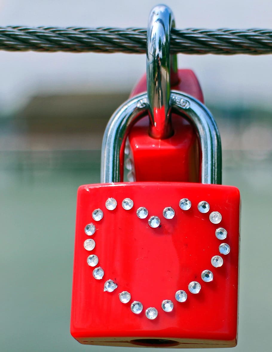 red padlock, love, heart, symbol, connection, emotion, castle, HD wallpaper