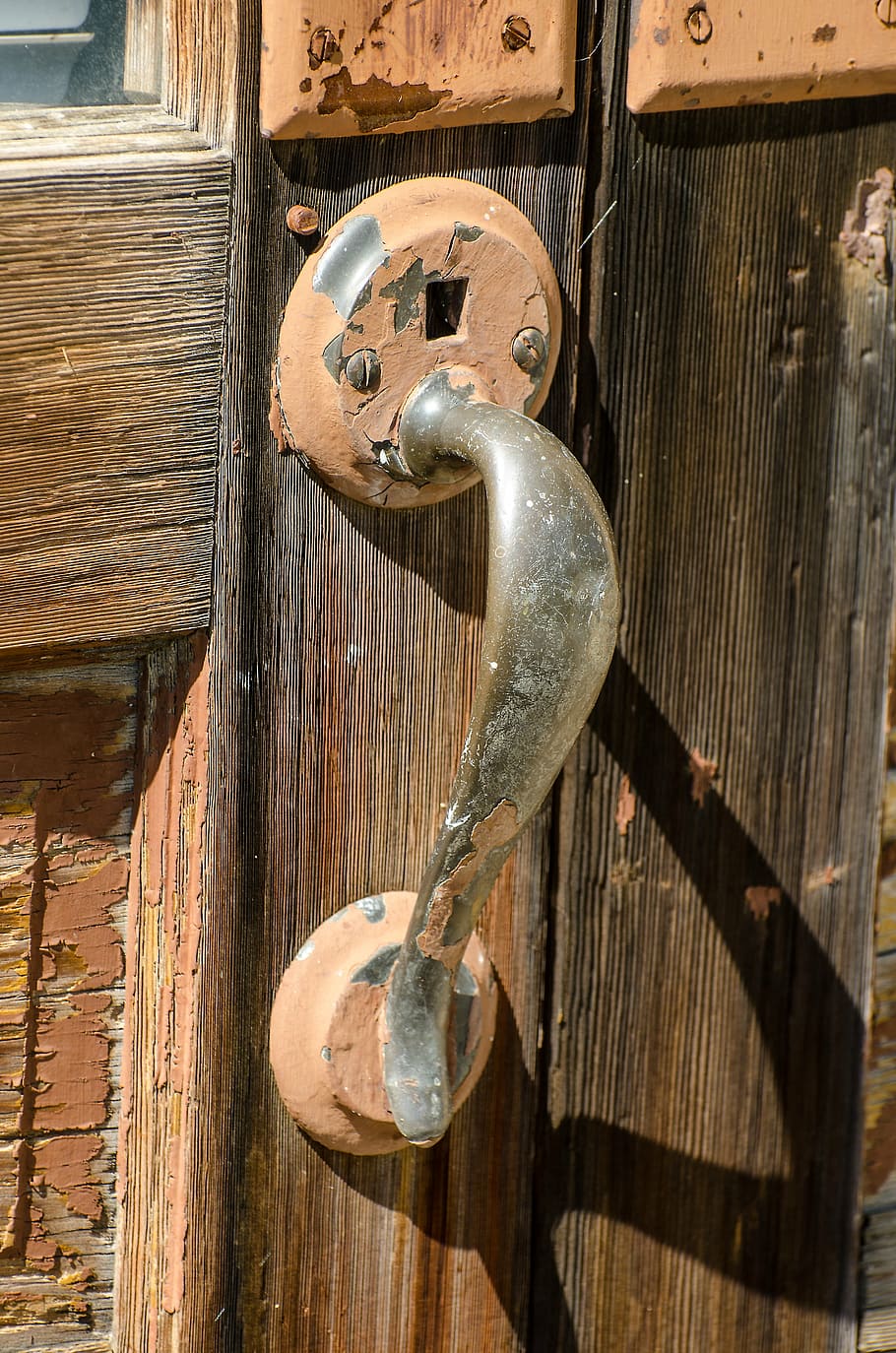 rustic door handle, old door handle, rusty, vintage, iron, house HD wallpaper