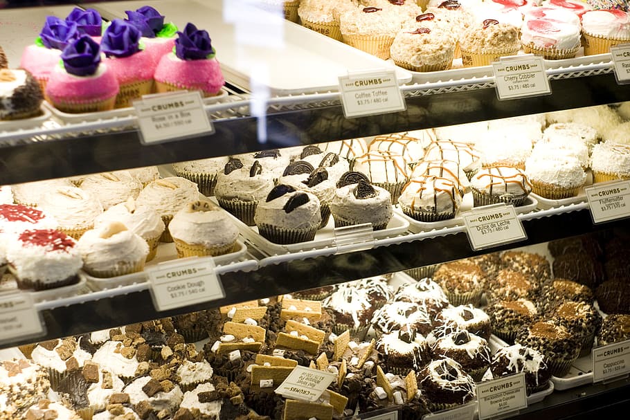 Bake Shop Cupcakes Display, Tasty, treats, icing, decorated, baked, HD wallpaper