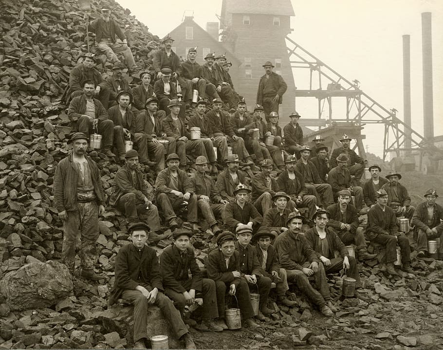 grayscale photo of people sitting on rocks, miners, workers HD wallpaper