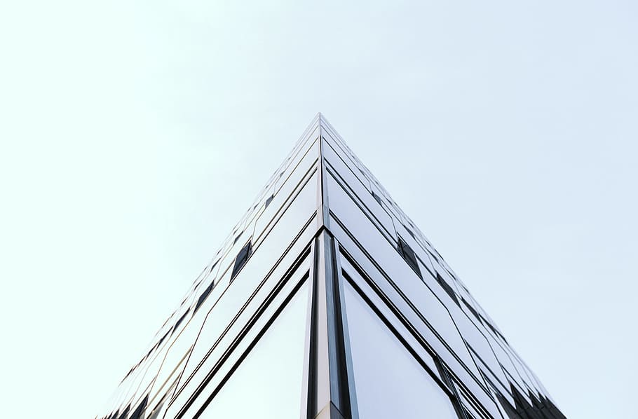 The corner of an all glass building in Berlin, high rise building low angle photograhy HD wallpaper