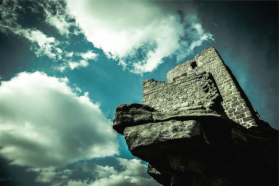 gray brick tower under cloudy sky, ruin, building, top, rock HD wallpaper