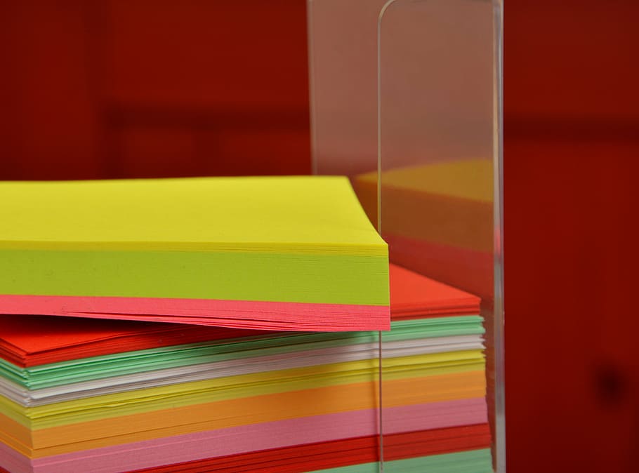 stack of assorted-color stick notes, list, zettelbox, leaves HD wallpaper