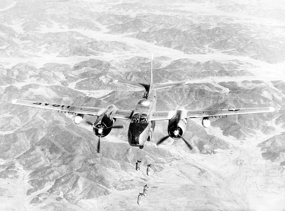 USAF Douglas B-26B Invader of the 452nd Bombardment Wing during Korean War, HD wallpaper