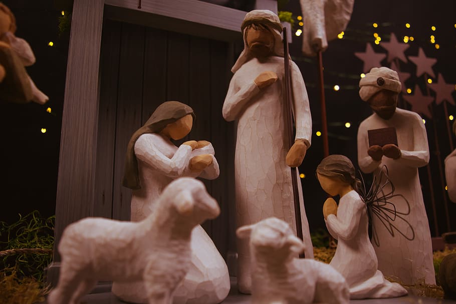 The Nativity set figurine, Willowtree nativity set, statue, ornament HD wallpaper