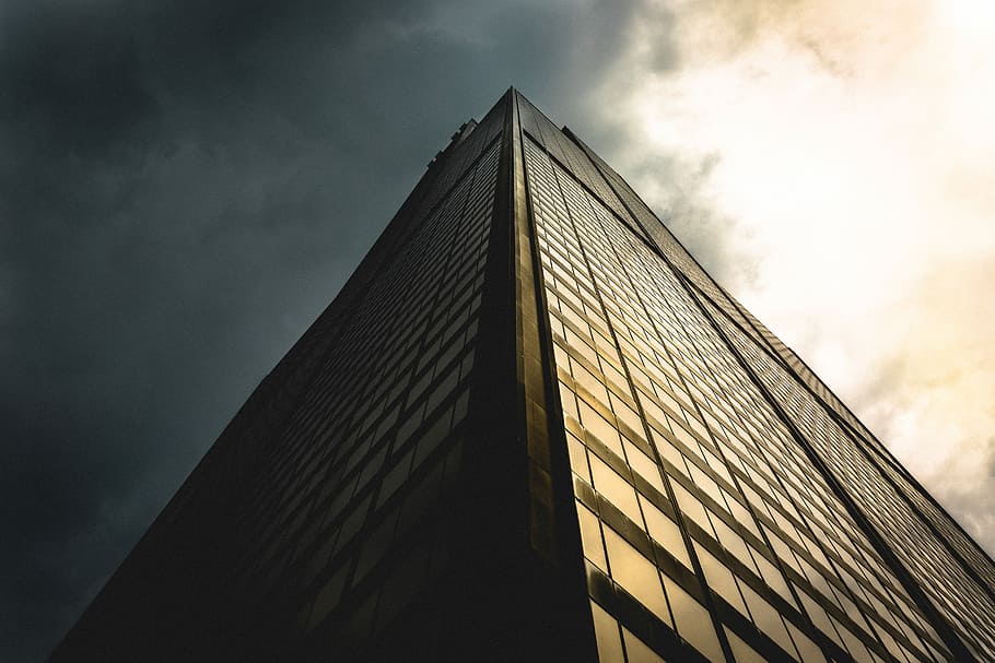 gray sky above black building low angle photography, low angle photography of Willis Tower, Chicago