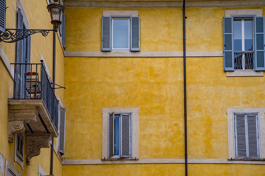 yellow concrete buidling, facade, window, balcony, architecture HD wallpaper