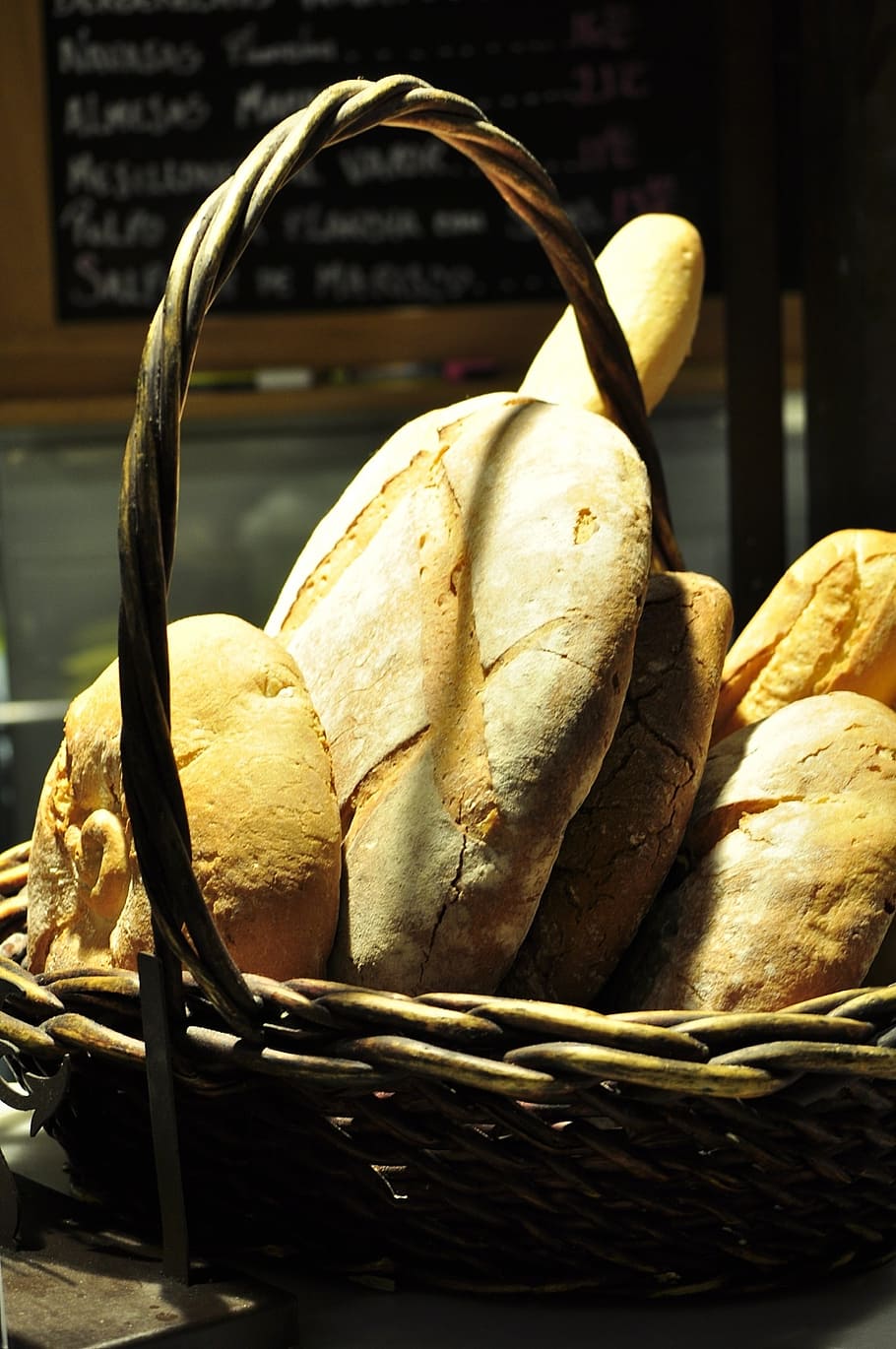 bread, food, soft bread, support, basket, food and drink, container HD wallpaper