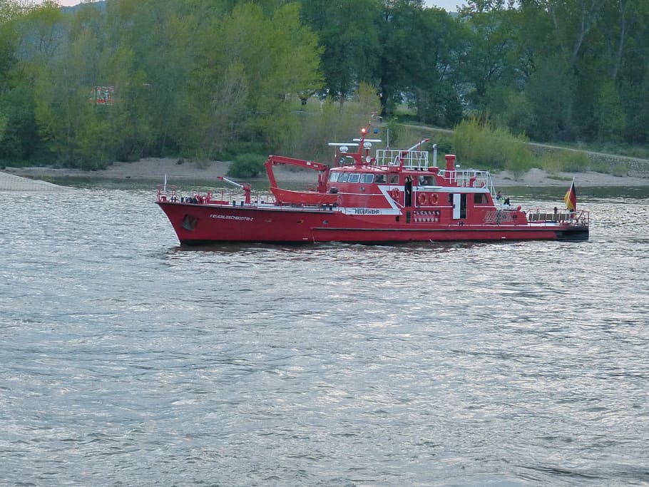 ship, fire, boot, river, help, distress, delete, lifeboat, fireboat HD wallpaper