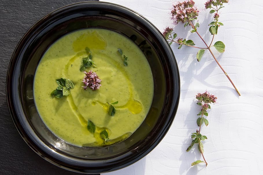 bowl of soup near plant, zucchini, oregano, flowers, cream, green, HD wallpaper