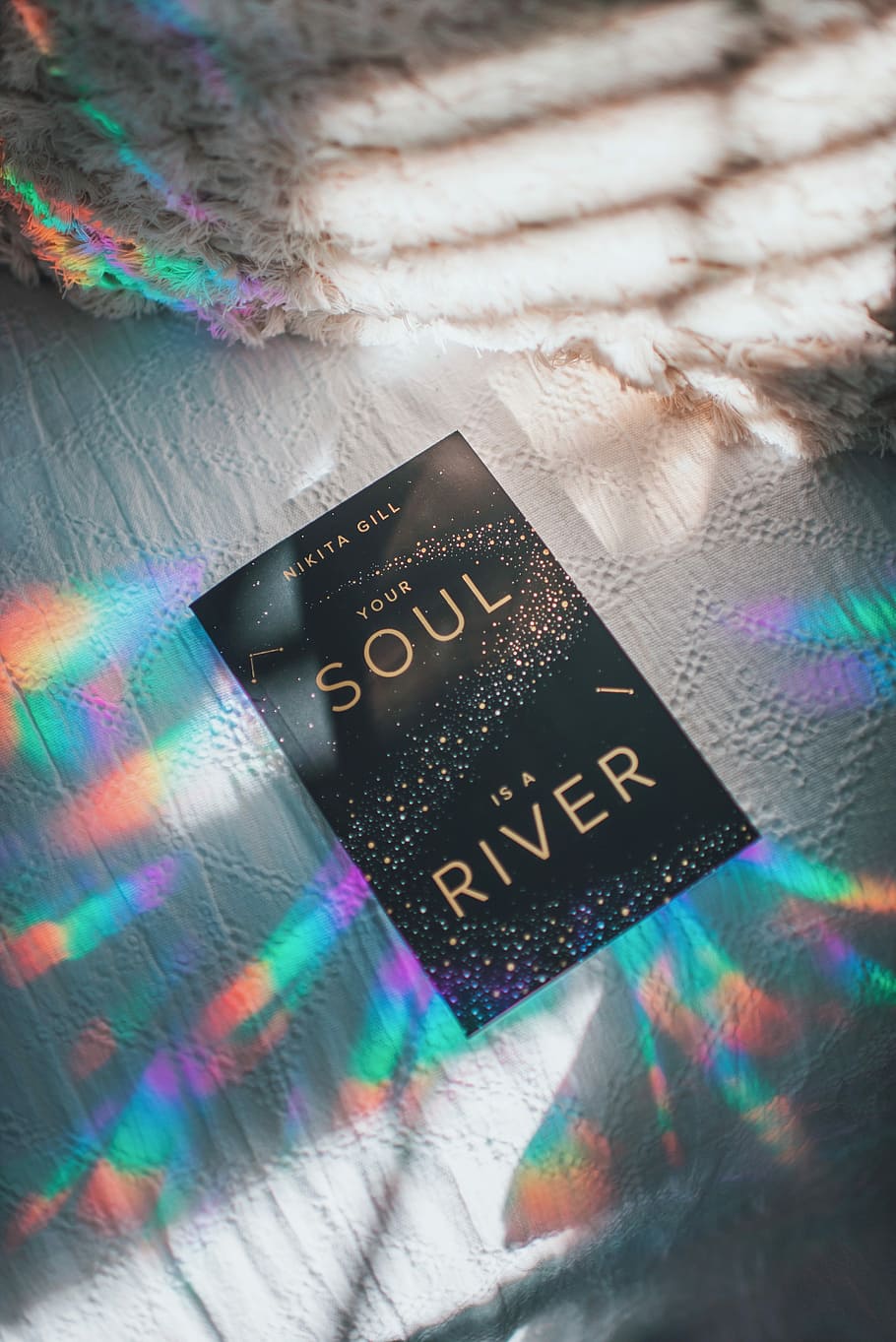 Nikita Gill Your Soul is a River book, Nikita Gill Your Soul Is A River book HD wallpaper